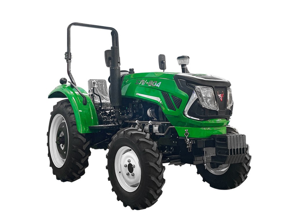 What cutting-edge technologies does the driverless tractor use, and what amenities does it provide?